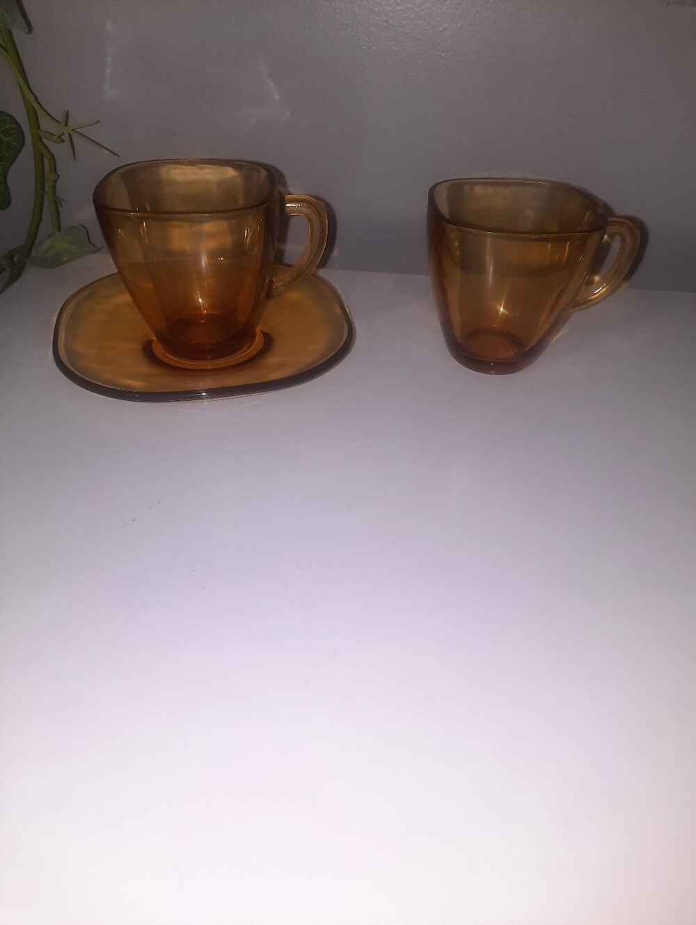 Amber Glass Vintage Vereco Espresso Mugs And 1 Plate